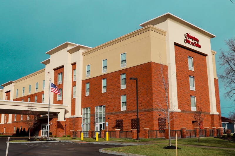 Hampton Inn & Suites